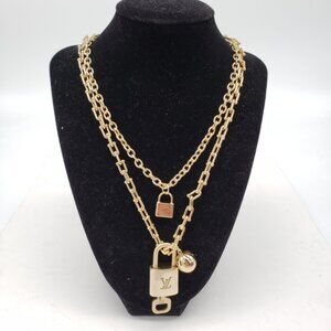 Authentic Louis Vuitton Lock & Key W/ Unbranded Stainless Steel Gold Heart Chain